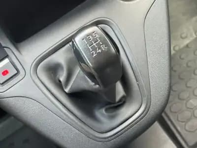 Sell Opel Combo 2019 - 13450 EUR, 150000 km - AUTO.MOTO.pt