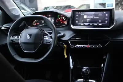 Sell Peugeot 208 2024 - 16900 EUR, 23701 km - AUTO.MOTO.pt