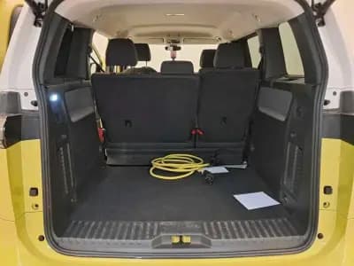 Vendo Volkswagen ID.Buzz 2023 - 44500 EUR, 27962 km - AUTO.MOTO.pt