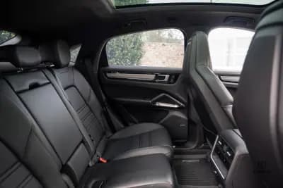 Vendo Porsche Cayenne Coupé 2022 - 108000 EUR, 92000 km - AUTO.MOTO.pt