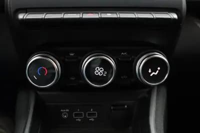 Vendo Renault Zoe 2020 - 14350 EUR, 62000 km - AUTO.MOTO.pt