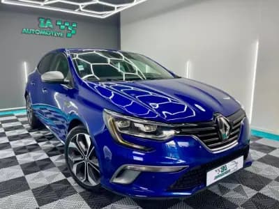 Vendo Renault Mégane 2016 - 13999 EUR, 182000 km - AUTO.MOTO.pt