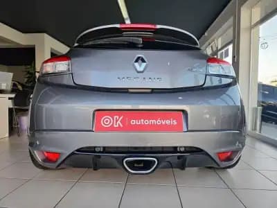 Vendo Renault Mégane Coupe 2010 - 18950 EUR, 157000 km - AUTO.MOTO.pt