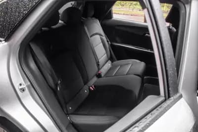 Sell MG MG4 2023 - 19450 EUR, 19778 km - AUTO.MOTO.pt