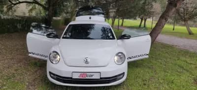 Vendo Volkswagen New Beetle 2011 - 18490 EUR, 163800 km - AUTO.MOTO.pt