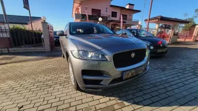 Vendo Jaguar F-Pace 2018 - 37990 EUR, 86000 km - AUTO.MOTO.pt