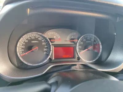 Vendo Fiat Grande Punto 2010 - 13900 EUR, 32000 km - AUTO.MOTO.pt