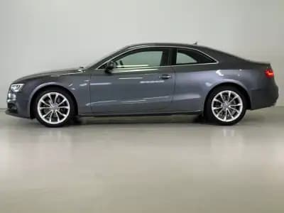 Vendo Audi A5 2015 - 21990 EUR, 59192 km - AUTO.MOTO.pt
