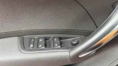 Sell Audi A1 Sportback 2013 - 10800 EUR, 171383 km - AUTO.MOTO.pt