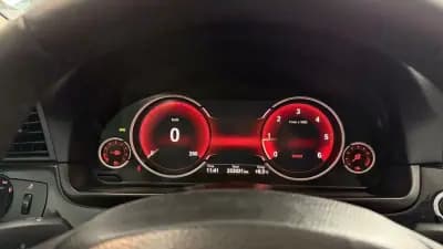 Vendo BMW 520 2013 - 13990 EUR, 253031 km - AUTO.MOTO.pt