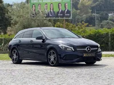 Vendo Mercedes-Benz CLA 180 2017 - 19999 EUR, 160000 km - AUTO.MOTO.pt
