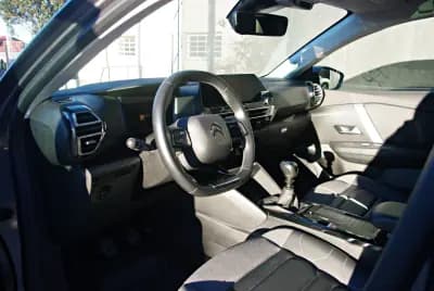 Vendo Citroën C4 2023 - 20900 EUR, 17652 km - AUTO.MOTO.pt