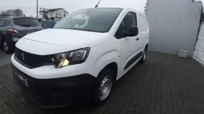 Vendo Peugeot Partner 2021 - 14750 EUR, 120590 km - AUTO.MOTO.pt