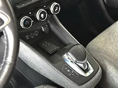 Vendo Renault Zoe 2020 - 16500 EUR, 105000 km - AUTO.MOTO.pt