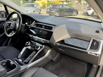 Vendo Jaguar I-Pace 2021 - 34999 EUR, 50000 km - AUTO.MOTO.pt