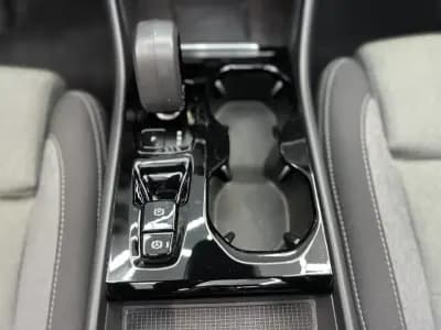 Vendo Volvo XC 40 2023 - 44500 EUR, 15000 km - AUTO.MOTO.pt