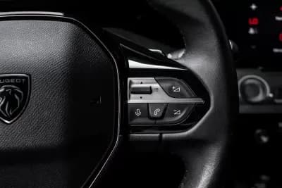 Vendo Peugeot 308 SW 2023 - 21460 EUR, 127430 km - AUTO.MOTO.pt