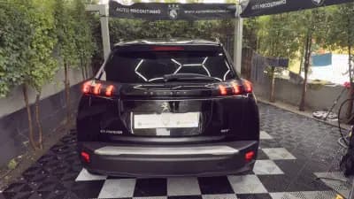 Vendo Peugeot e-2008 2022 - 21900 EUR, 67769 km - AUTO.MOTO.pt