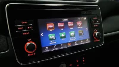 Sell Nissan Leaf 2018 - 17950 EUR, 108446 km - AUTO.MOTO.pt