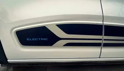 Vendo Dacia Spring 2022 - 13250 EUR, 55000 km - AUTO.MOTO.pt