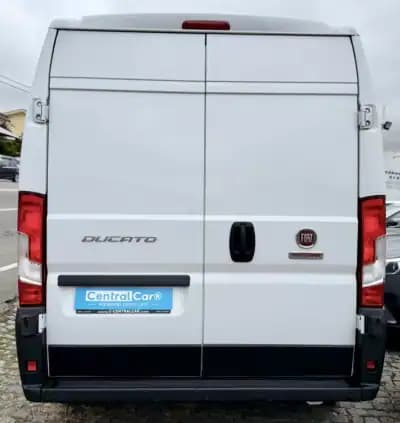 Sell Fiat Ducato 2023 - 26950 EUR, 31000 km - AUTO.MOTO.pt