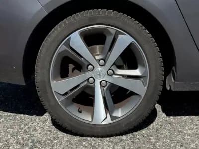 Vendo Peugeot 308 SW 2017 - 13990 EUR, 130000 km - AUTO.MOTO.pt