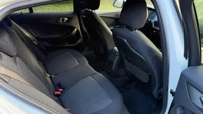 Sell BMW 118 2019 - 22900 EUR, 142000 km - AUTO.MOTO.pt