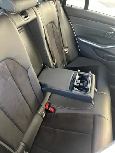 Vendo BMW 330 2019 - 30000 EUR, 210000 km - AUTO.MOTO.pt