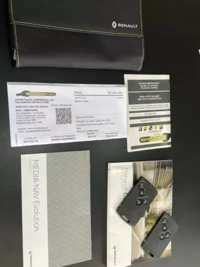 Vendo Renault Clio 2018 - 9600 EUR, 193898 km - AUTO.MOTO.pt