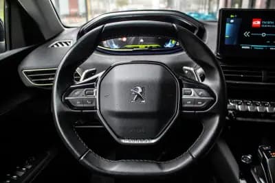 Sell Peugeot 3008 2021 - 19980 EUR, 119707 km - AUTO.MOTO.pt