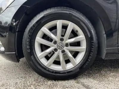 Vendo Volkswagen Passat Variant 2018 - 19990 EUR, 177800 km - AUTO.MOTO.pt