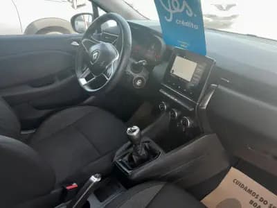 Vendo Renault Clio 2022 - 14950 EUR, 72000 km - AUTO.MOTO.pt