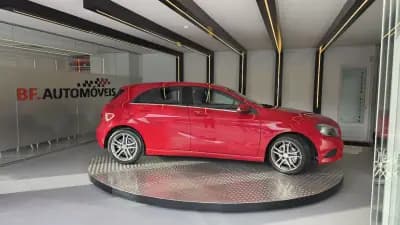 Vendo Mercedes-Benz A 160 2015 - 15900 EUR, 208637 km - AUTO.MOTO.pt