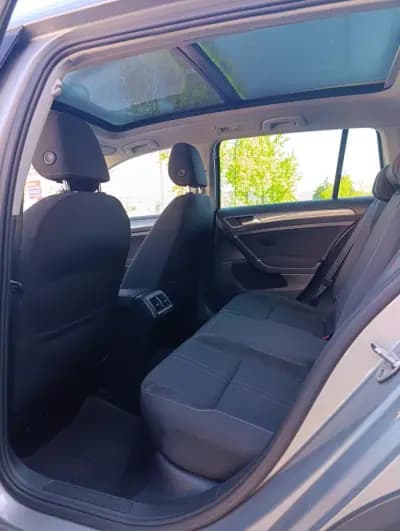 Sell Volkswagen Golf Variant 2017 - 15900 EUR, 173000 km - AUTO.MOTO.pt