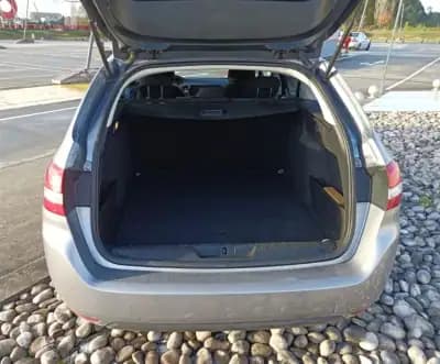 Sell Peugeot 308 SW 2017 - 12000 EUR, 230125 km - AUTO.MOTO.pt