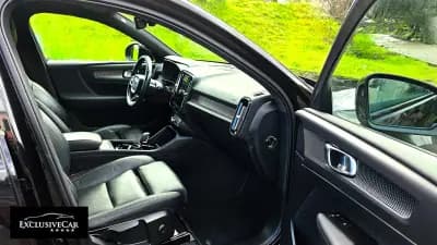 Vendo Volvo XC 40 2021 - 29900 EUR, 134000 km - AUTO.MOTO.pt