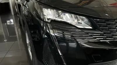 Vendo Peugeot 3008 2021 - 20499 EUR, 98021 km - AUTO.MOTO.pt