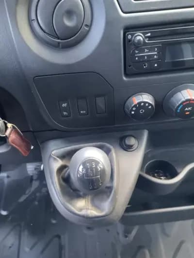 Vendo Opel Movano 2019 - 13750 EUR, 220000 km - AUTO.MOTO.pt