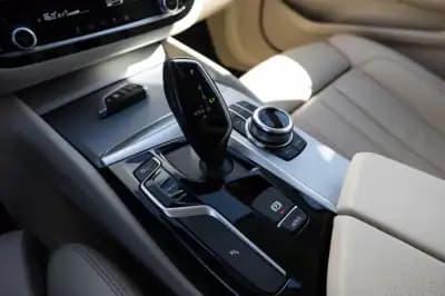 Vendo BMW 520 2017 - 24999 EUR, 188000 km - AUTO.MOTO.pt