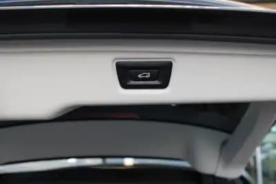 Vendo BMW 320 2020 - 27900 EUR, 126761 km - AUTO.MOTO.pt