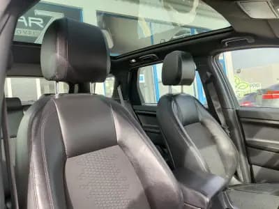 Vendo Land Rover Discovery Sport 2015 - 17490 EUR, 146000 km - AUTO.MOTO.pt