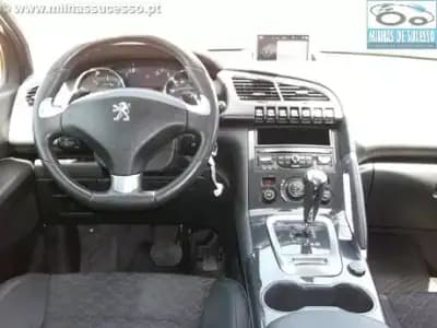 Sell Peugeot 3008 2015 - 12250 EUR, 112000 km - AUTO.MOTO.pt