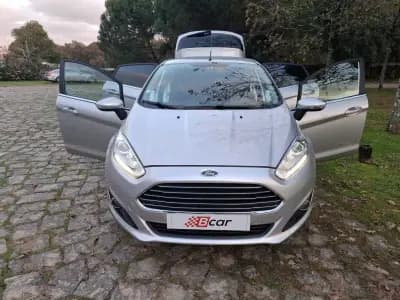 Sell Ford Fiesta 2016 - 9990 EUR, 87600 km - AUTO.MOTO.pt
