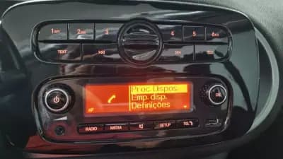 Vendo Smart Fortwo Cabrio 2021 - 13990 EUR, 59000 km - AUTO.MOTO.pt