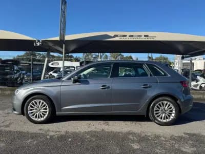 Vendo Audi A3 Sportback 2013 - 15990 EUR, 174000 km - AUTO.MOTO.pt