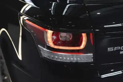 Sell Land Rover Range Rover Sport 2017 - 43990 EUR, 63000 km - AUTO.MOTO.pt