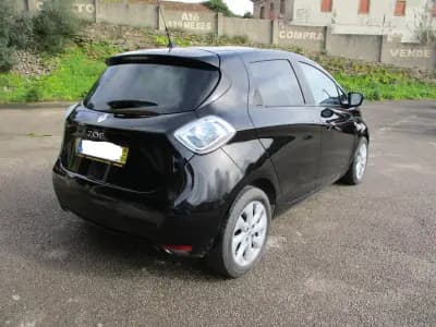 Sell Renault Zoe 2015 - 7900 EUR, 129000 km - AUTO.MOTO.pt