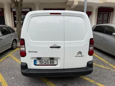 Vendo Citroën Berlingo 2015 - 8900 EUR, 221000 km - AUTO.MOTO.pt