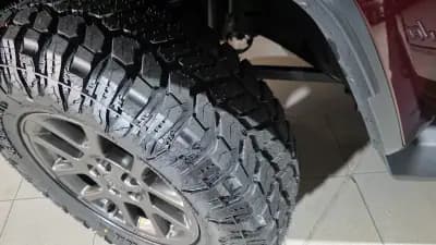 Sell Jeep Gladiator 2021 - 59900 EUR, 125181 km - AUTO.MOTO.pt