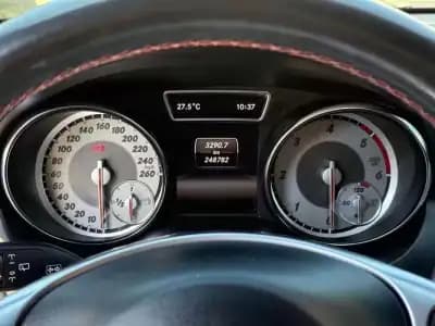 Vendo Mercedes-Benz CLA 200 2015 - 18999 EUR, 248500 km - AUTO.MOTO.pt